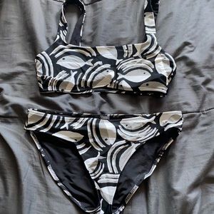 Aerie bikini set black and grey fish size medium